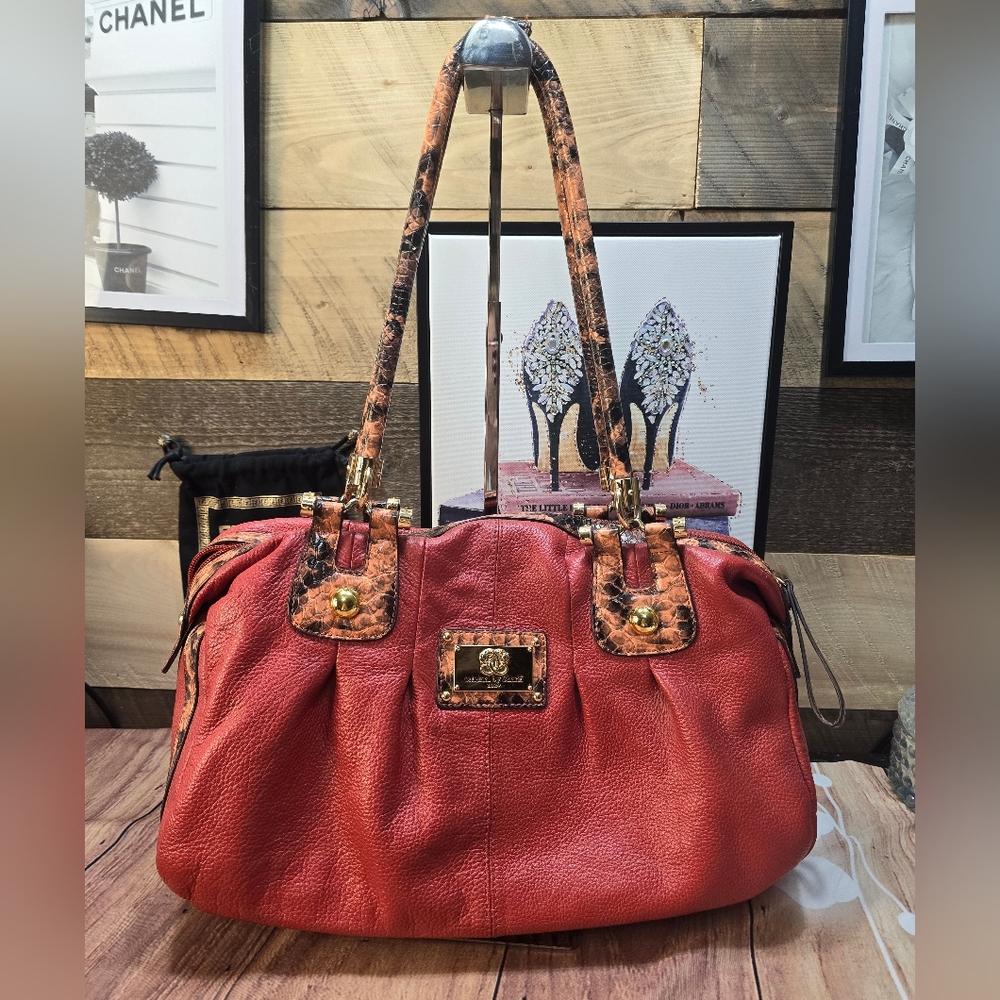 Shariff Leather Hobo Bag. EUC